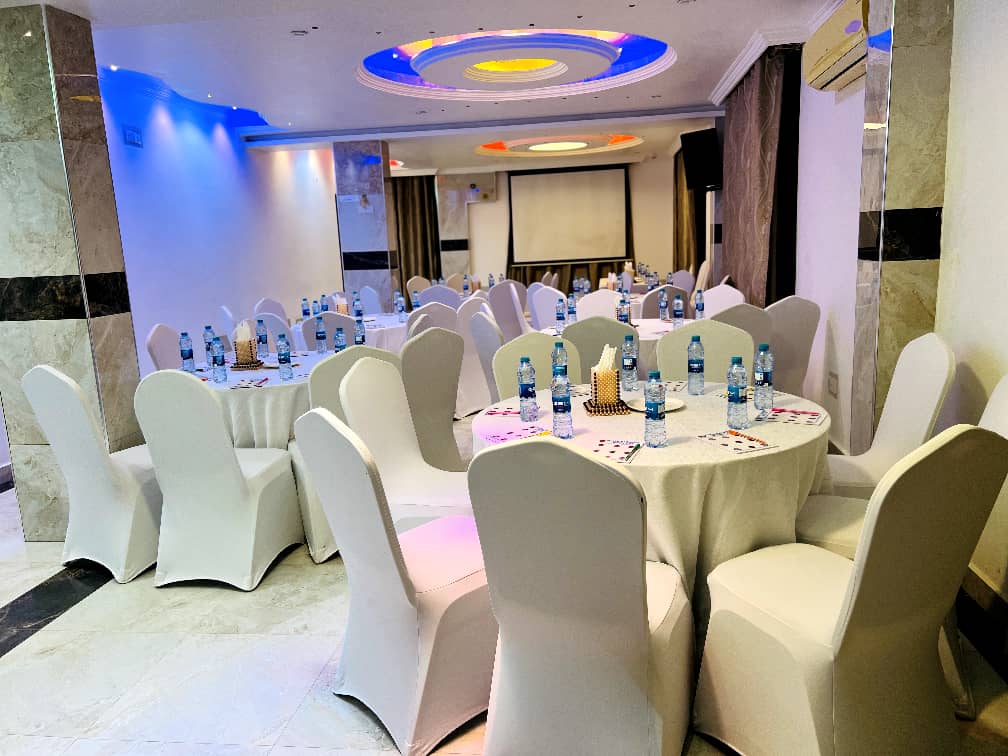 Silver Paradise Hotel